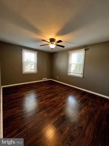 2314 TRIEBEL RD, Abington, PA 19001