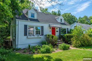 33 Glenview Drive, West Orange, NJ 07052