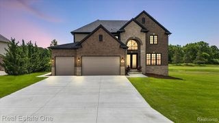 1721 Royal Birkdale Drive, Oxford, MI 48371