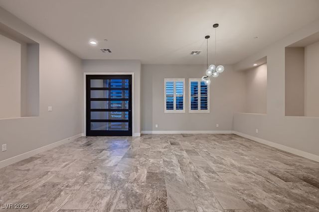 7966 West Ford Avenue, Las Vegas, NV 89113