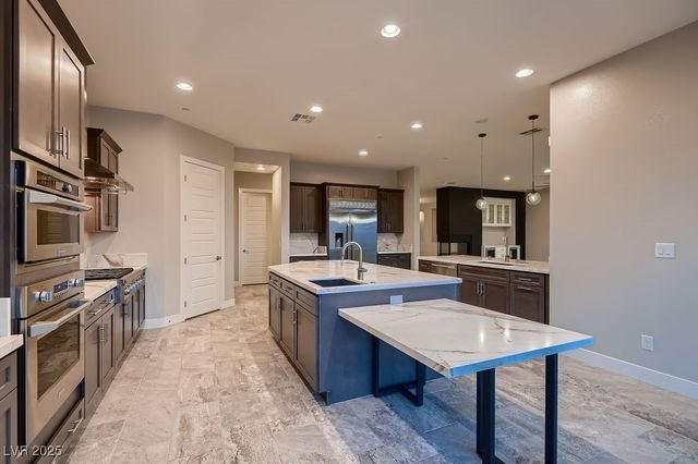 7966 West Ford Avenue, Las Vegas, NV 89113