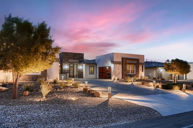 7966 West Ford Avenue, Las Vegas, NV 89113