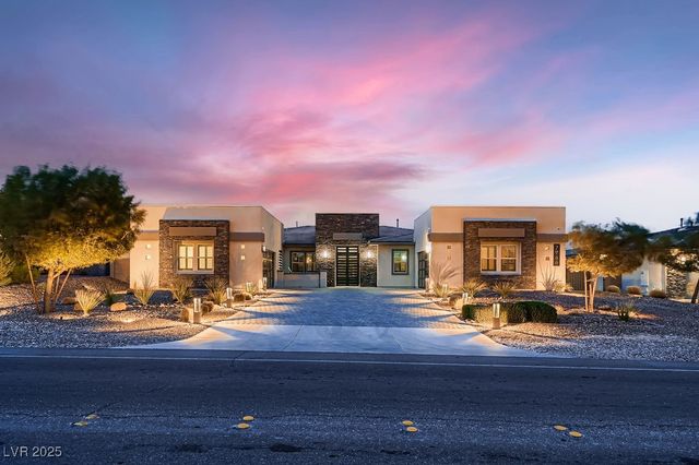 7966 West Ford Avenue, Las Vegas, NV 89113