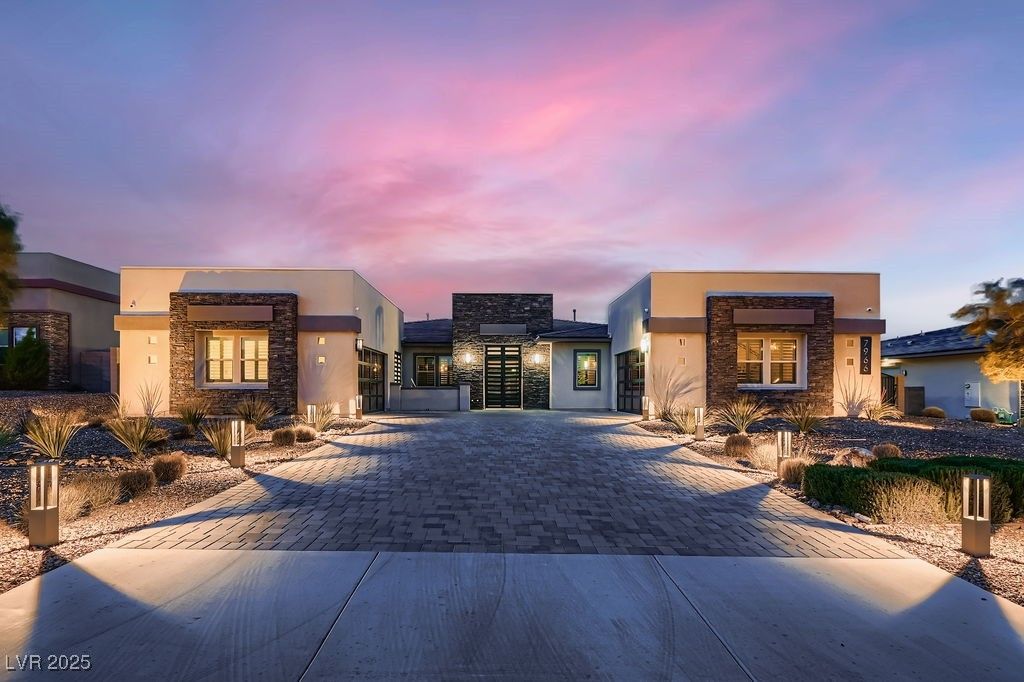 7966 West Ford Avenue, Las Vegas, NV 89113