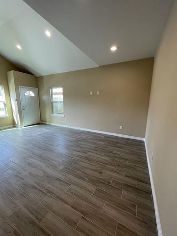 16682 E Forrestal, Montgomery, TX 77316