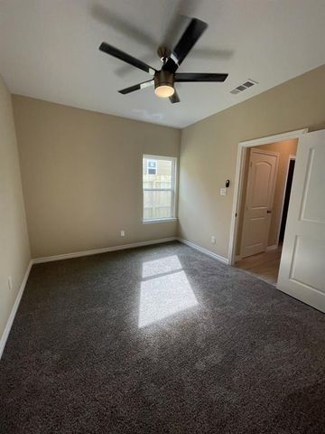 16682 E Forrestal, Montgomery, TX 77316