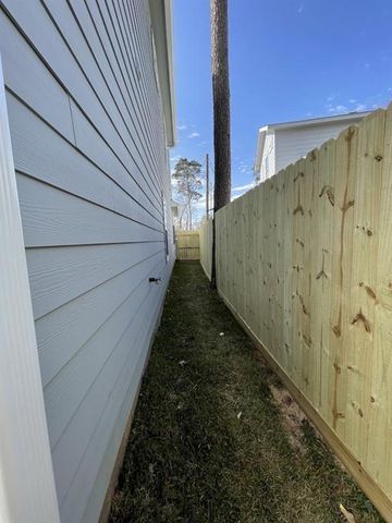 16682 E Forrestal, Montgomery, TX 77316