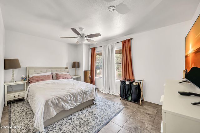 731 E North Lane 2, Phoenix, AZ 85020