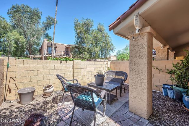 731 E North Lane 2, Phoenix, AZ 85020