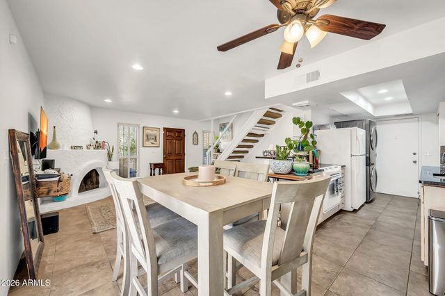 731 E North Lane 2, Phoenix, AZ 85020