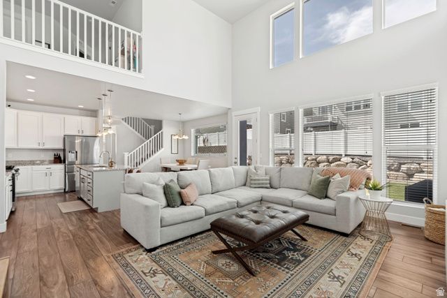 6602 W TERRACE TOP LN, West Jordan, UT 84081