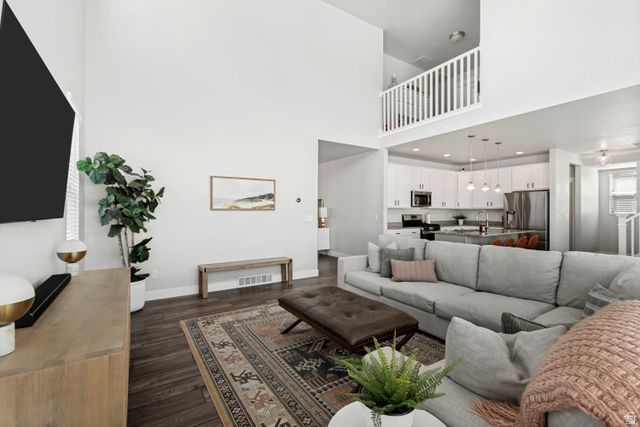6602 W TERRACE TOP LN, West Jordan, UT 84081
