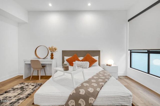 178 S Euclid Avenue 310, Pasadena, CA 91101