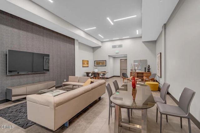 178 S Euclid Avenue 310, Pasadena, CA 91101