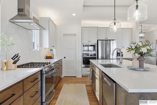 11019 N 170th Street, Bennington, NE 68007