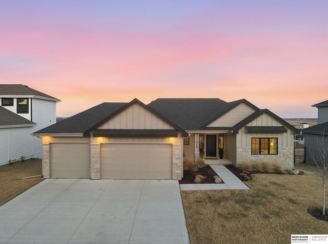 11019 N 170th Street, Bennington, NE 68007