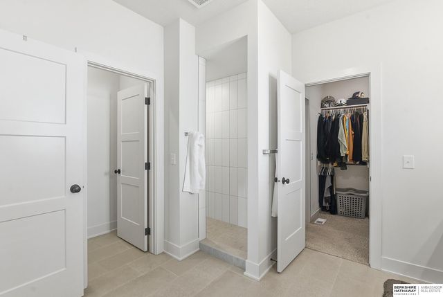 11019 N 170th Street, Bennington, NE 68007