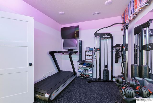 11019 N 170th Street, Bennington, NE 68007