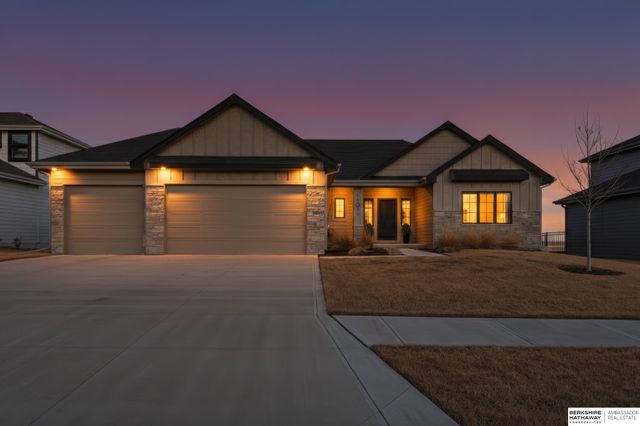 11019 N 170th Street, Bennington, NE 68007