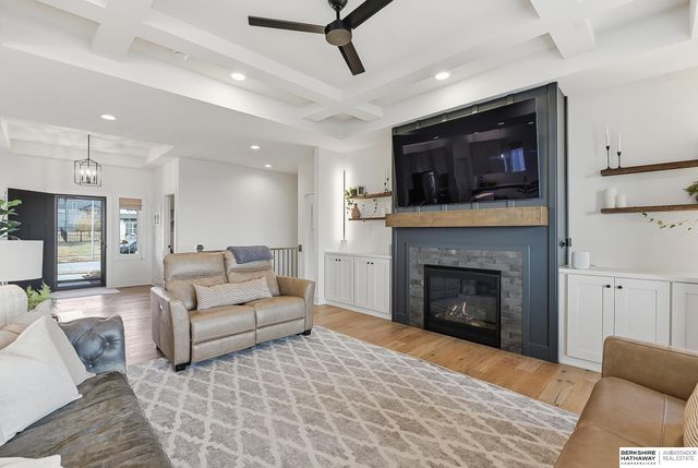 11019 N 170th Street, Bennington, NE 68007