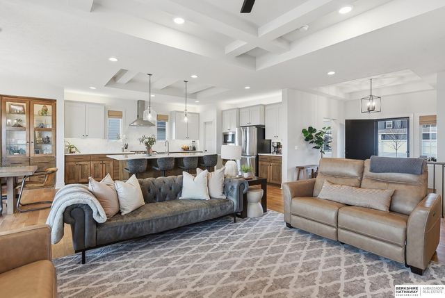 11019 N 170th Street, Bennington, NE 68007