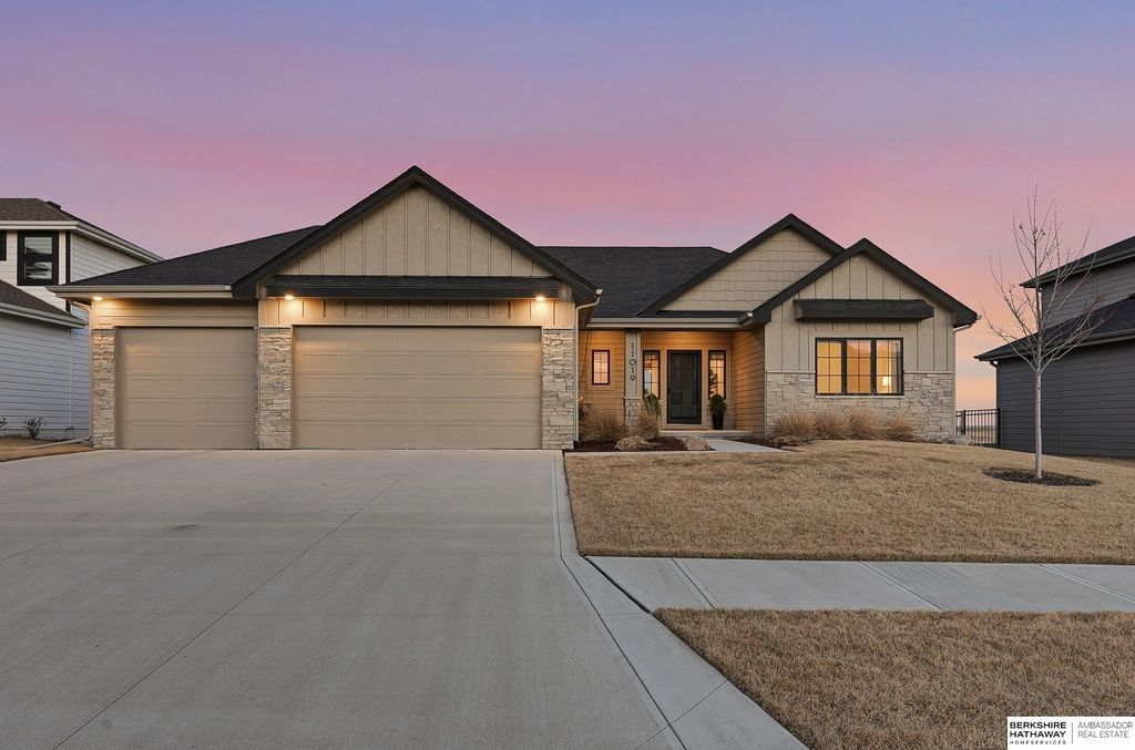 11019 N 170th Street, Bennington, NE 68007