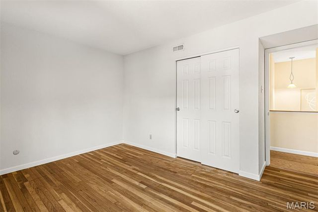 9044 W Swan Circle, Brentwood, MO 63144