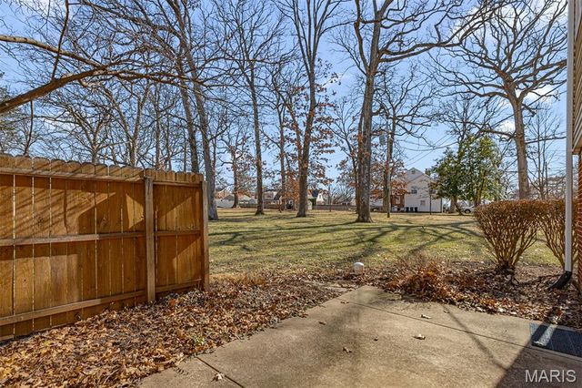 9044 W Swan Circle, Brentwood, MO 63144