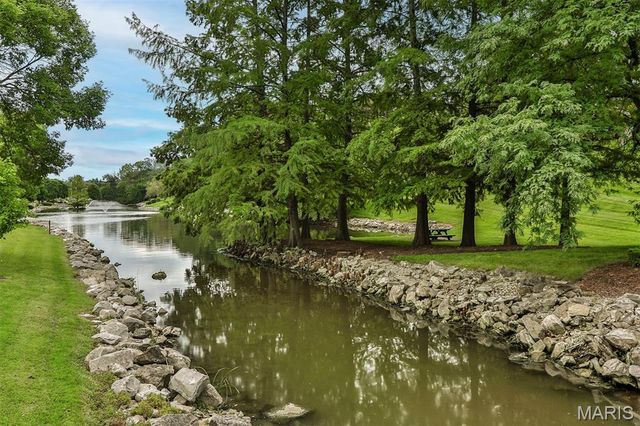 9044 W Swan Circle, Brentwood, MO 63144