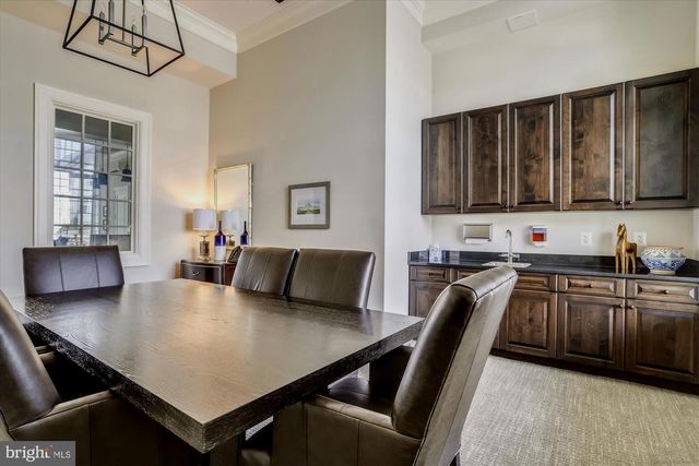 6107 FAIRVIEW FARM DR #306, Alexandria, VA 22315