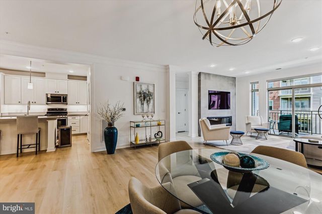6107 FAIRVIEW FARM DR #306, Alexandria, VA 22315
