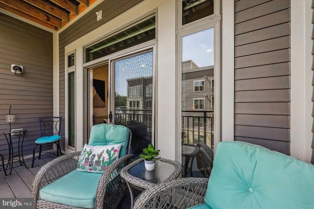 6107 FAIRVIEW FARM DR #306, Alexandria, VA 22315