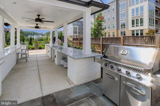 6107 FAIRVIEW FARM DR #306, Alexandria, VA 22315