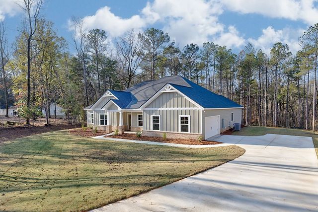 8695 Mckee Road, Upatoi, GA 31829