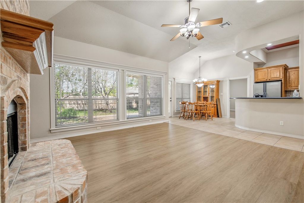 101 Hartford Drive, College Station, TX 77845 — photo 5