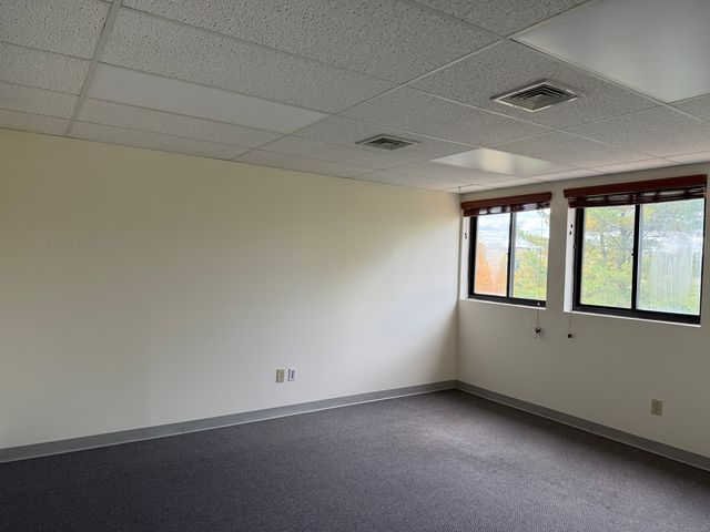 36 Mill Plain Road, Danbury, CT 06811