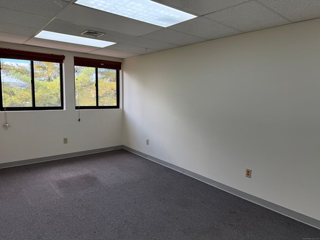 36 Mill Plain Road, Danbury, CT 06811