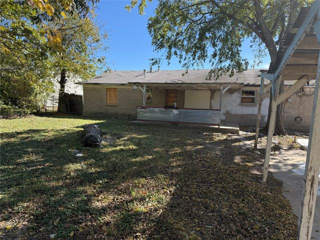 13521 Purple Sage Road, Dallas, TX 75240