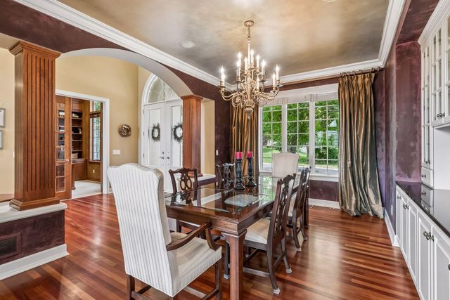 18221 Overland Trail, Eden Prairie, MN 55347