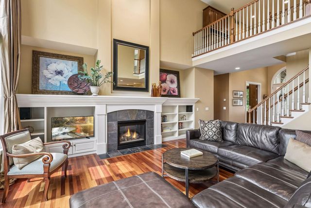 18221 Overland Trail, Eden Prairie, MN 55347