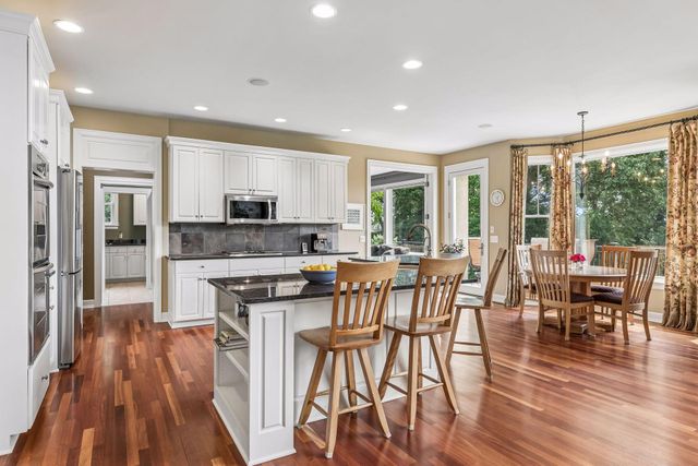 18221 Overland Trail, Eden Prairie, MN 55347