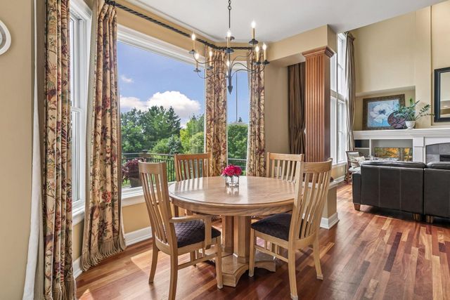 18221 Overland Trail, Eden Prairie, MN 55347