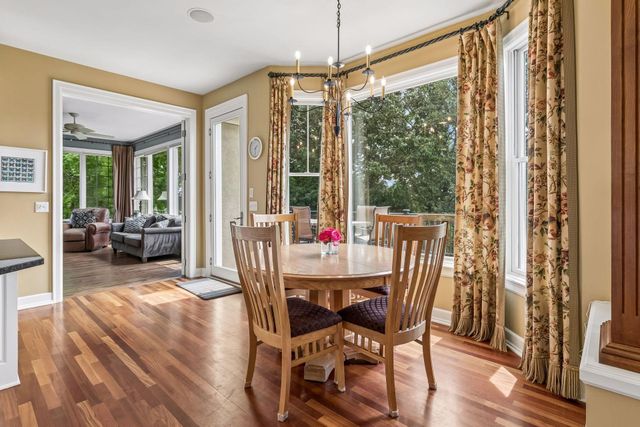 18221 Overland Trail, Eden Prairie, MN 55347