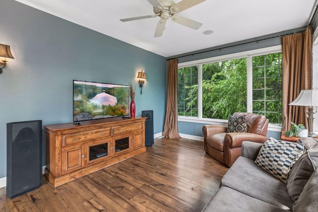 18221 Overland Trail, Eden Prairie, MN 55347