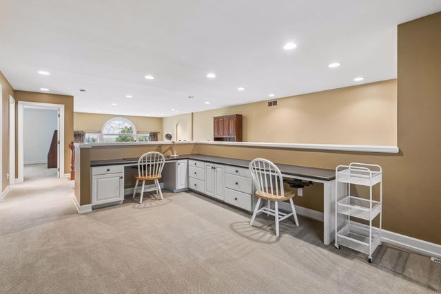 18221 Overland Trail, Eden Prairie, MN 55347