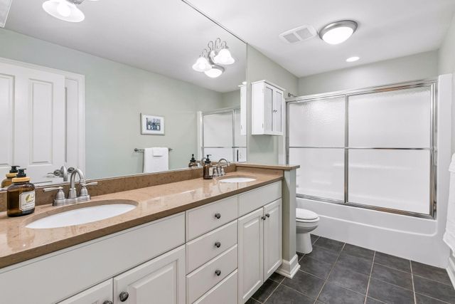 18221 Overland Trail, Eden Prairie, MN 55347