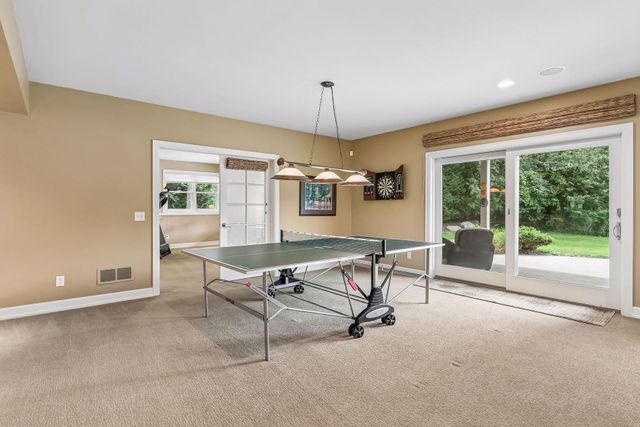 18221 Overland Trail, Eden Prairie, MN 55347