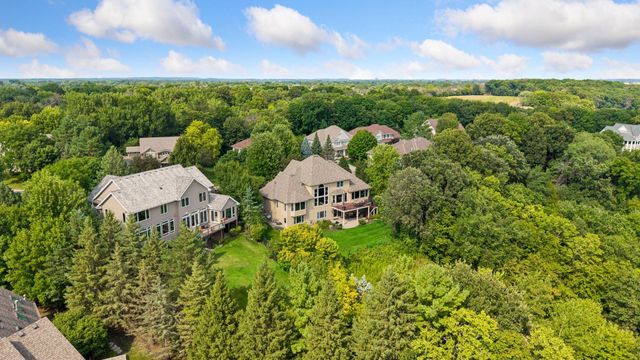 18221 Overland Trail, Eden Prairie, MN 55347