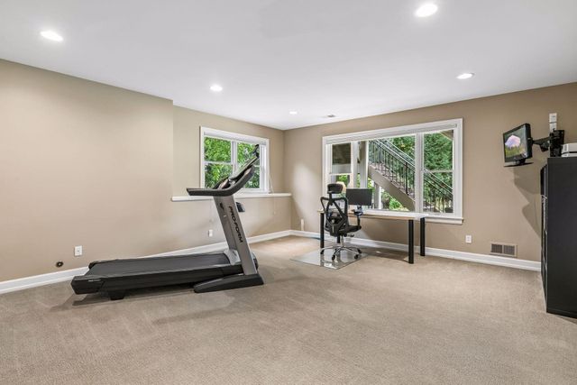 18221 Overland Trail, Eden Prairie, MN 55347