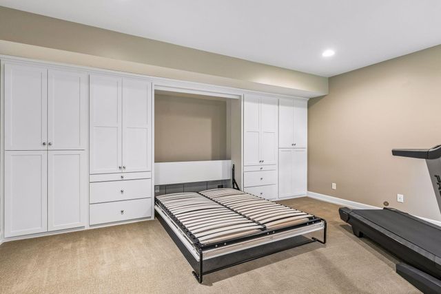 18221 Overland Trail, Eden Prairie, MN 55347